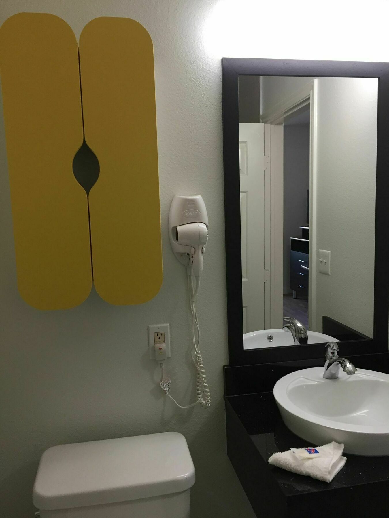 Hotel 6-dallas, Tx Dallas