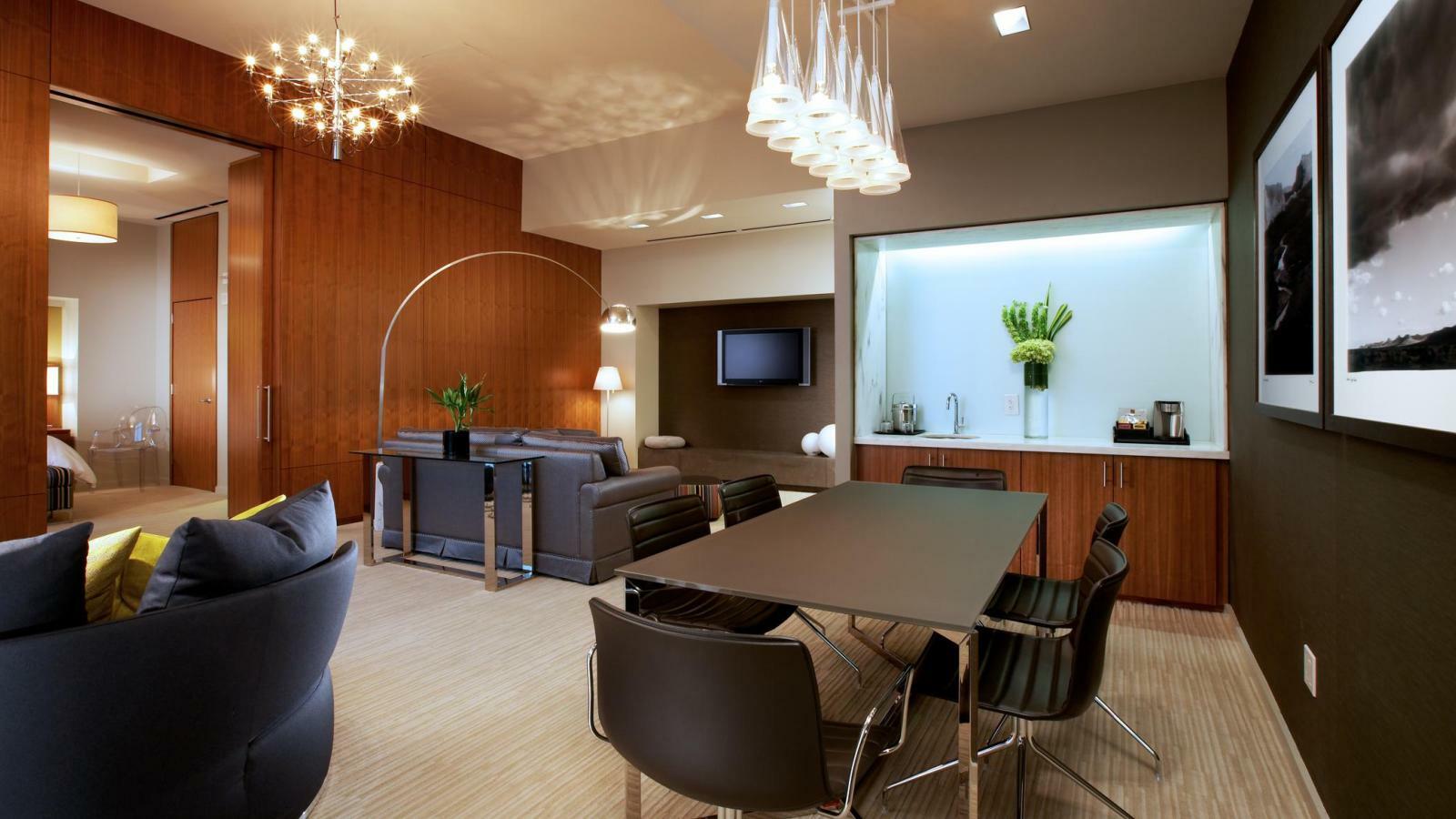 The Westin Galleria Hotel
