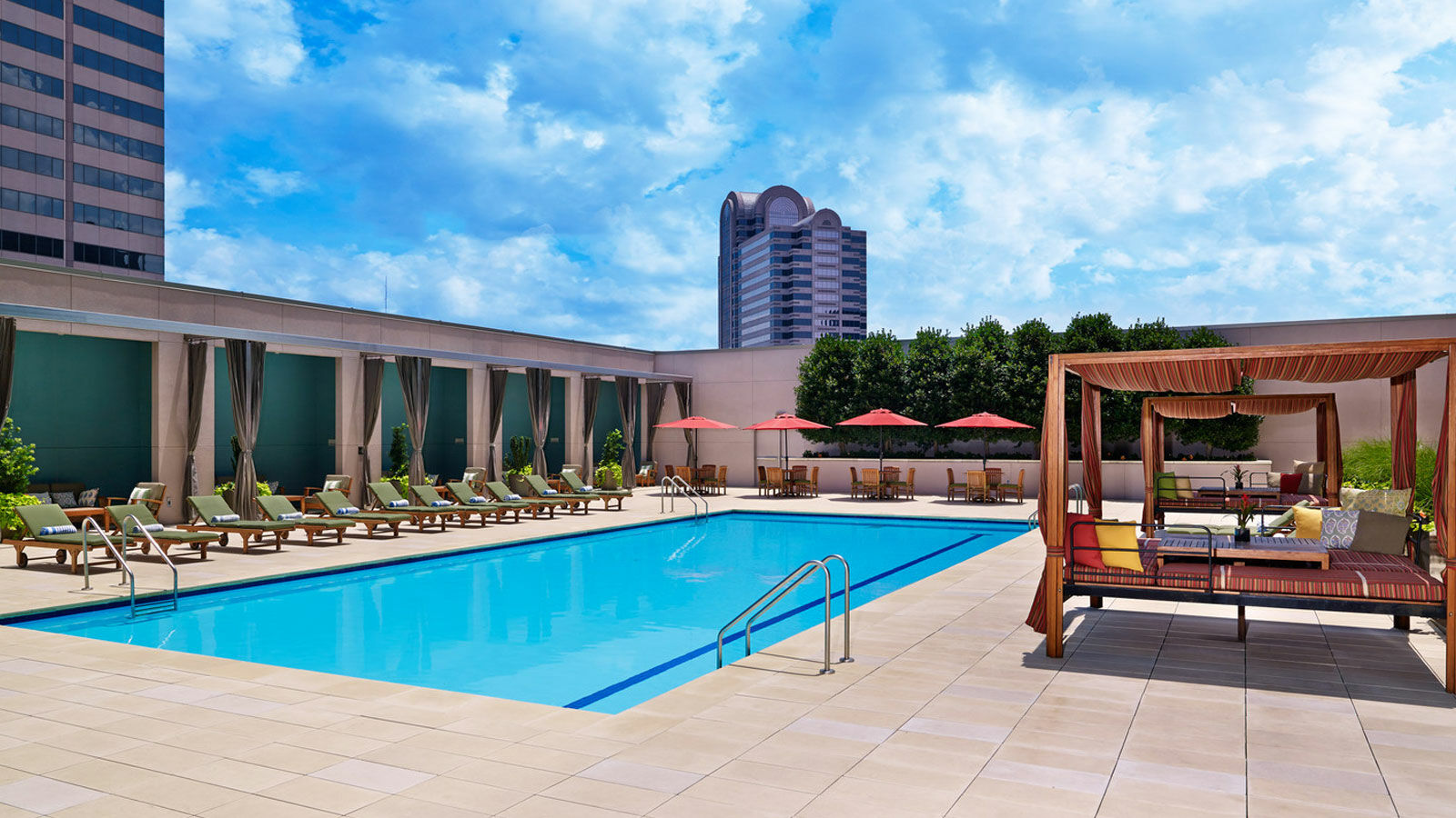 The Westin Galleria 4*