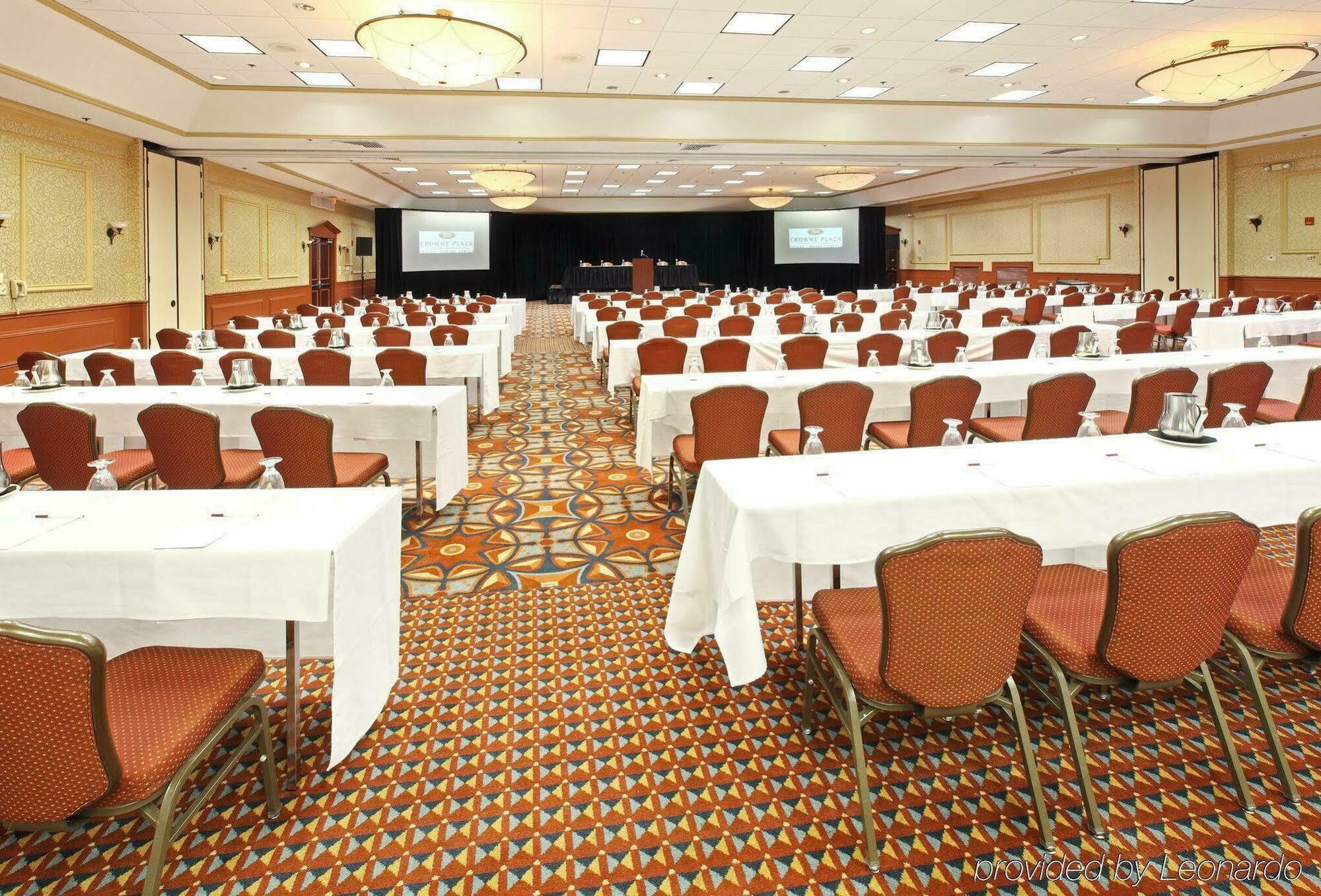 Crowne Plaza Market Ctr - Field, An Ihg Hotel