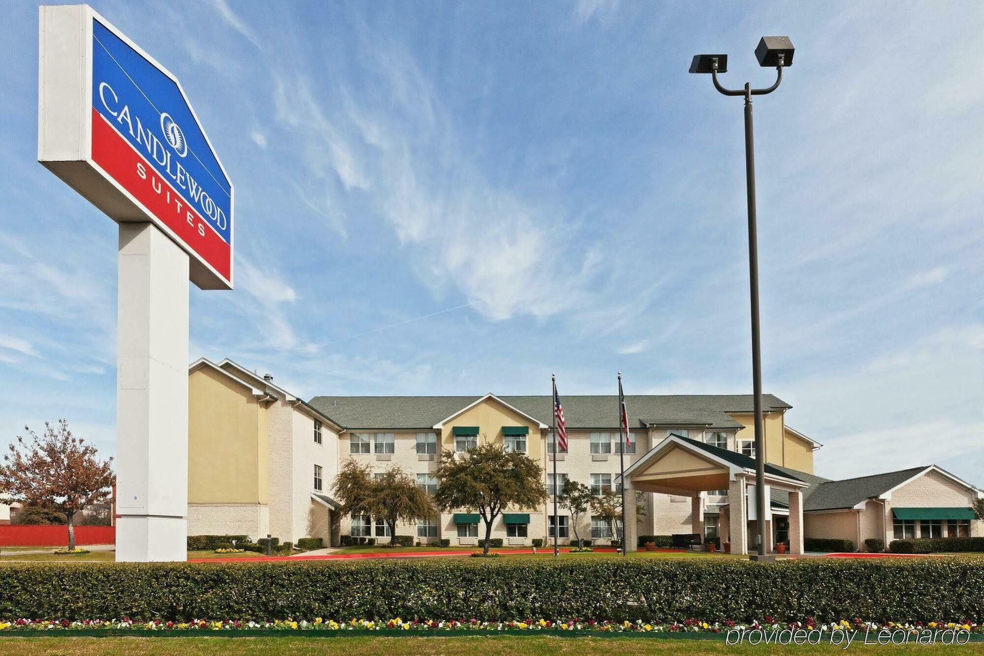 Candlewood Market Center-love Field By Ihg Hotel Dallas