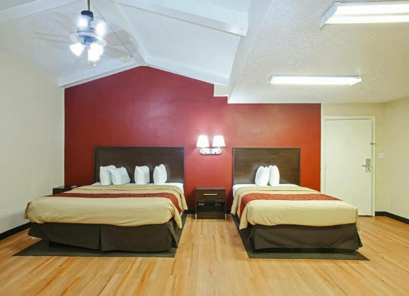Motel Red Roof North - Park