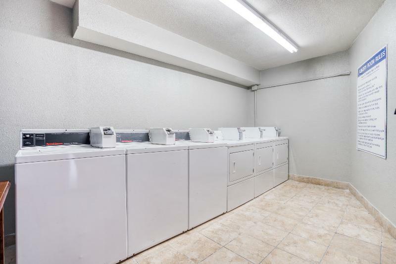 Hotel Alexis And Banquets Park Gall 3*