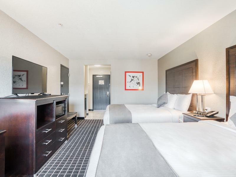 Alexis And Banquets Park Gall Hotel 3*
