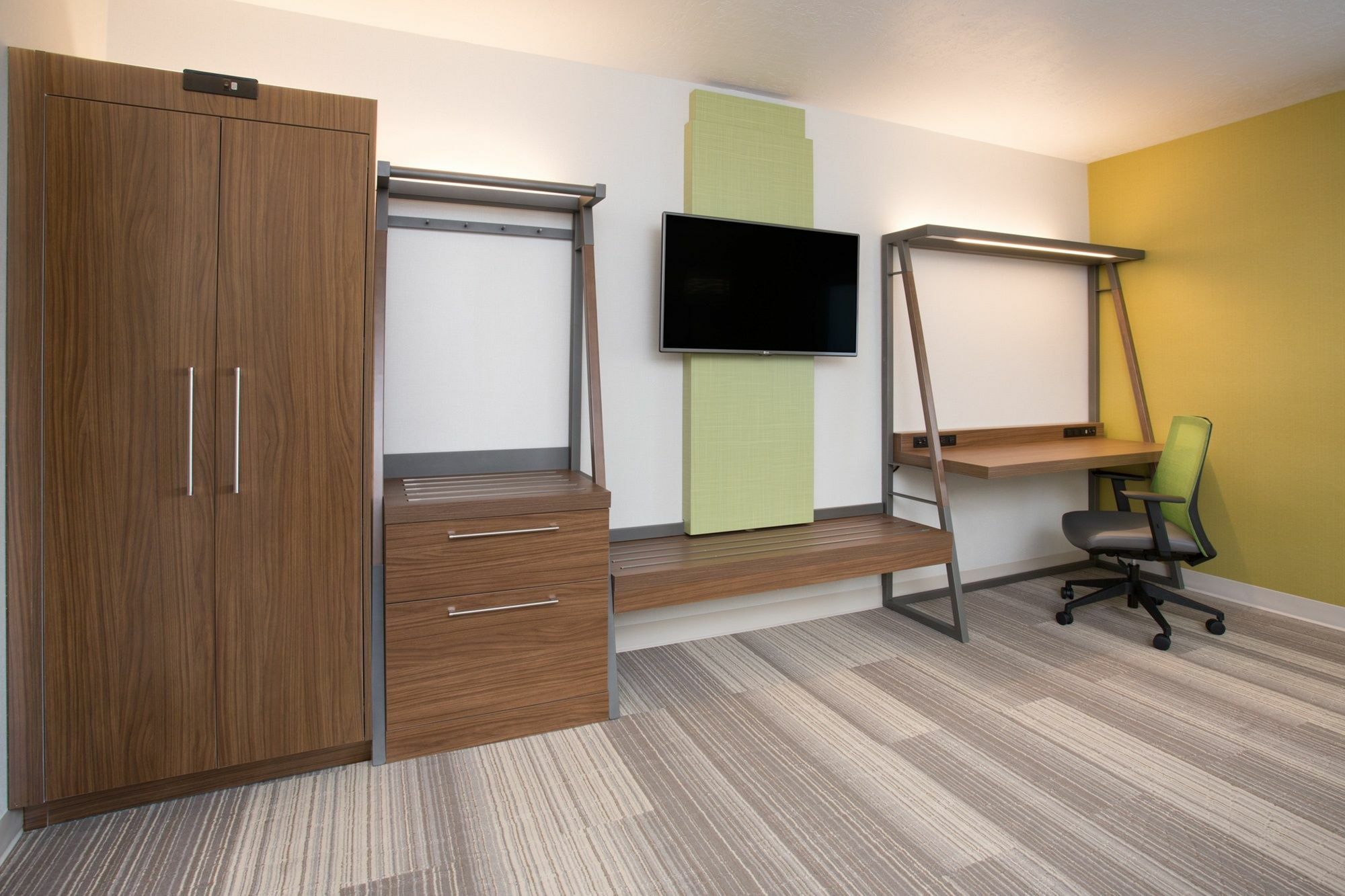 Hotel Express & - Nw Hwy - Field By Ihg 3*