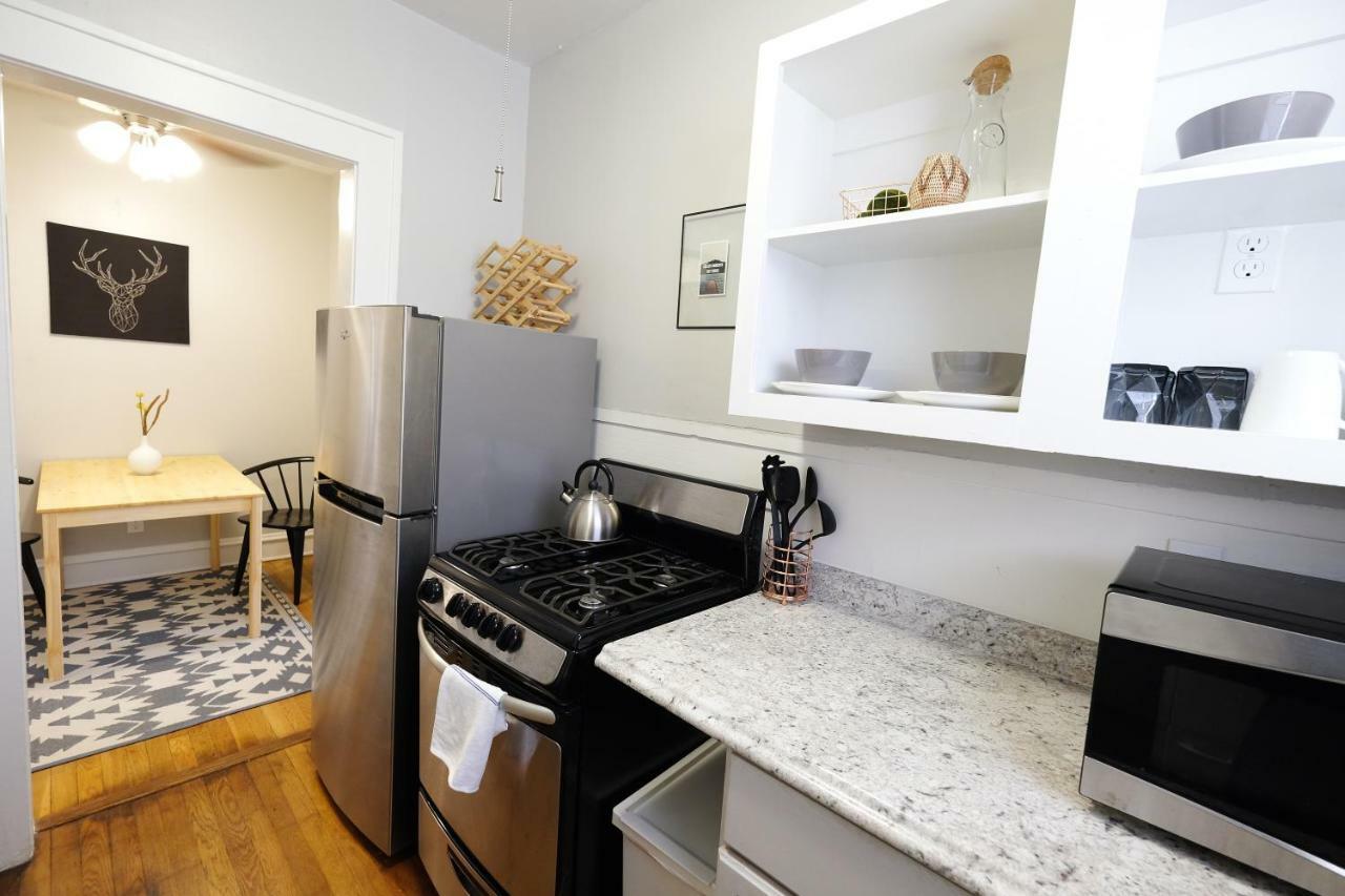 1920s Retreat Flat *