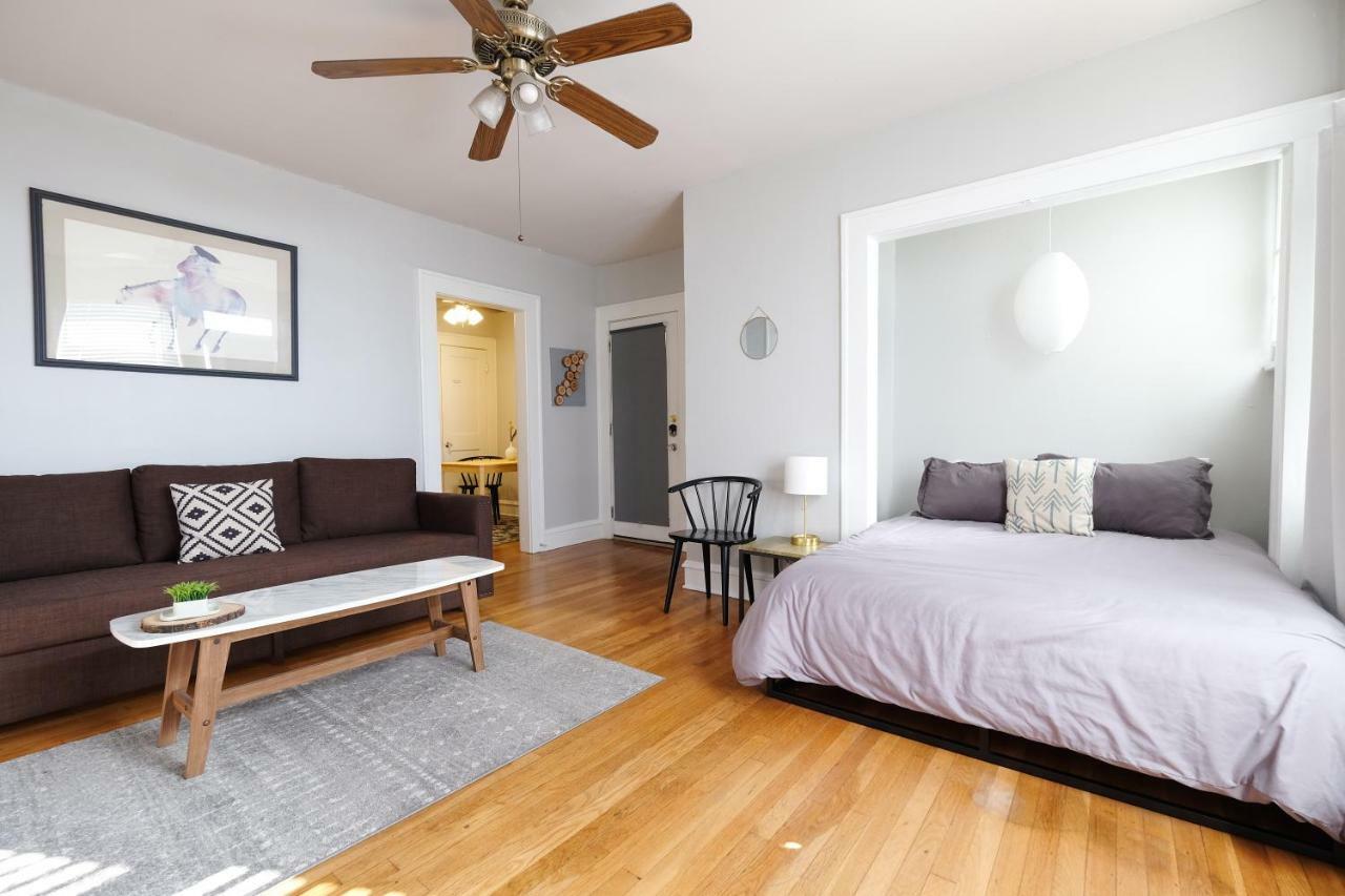 1920s Retreat Flat *