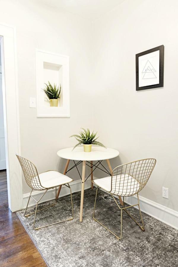 Local Hotspot Shelter In Place Here! Apartment Dallas