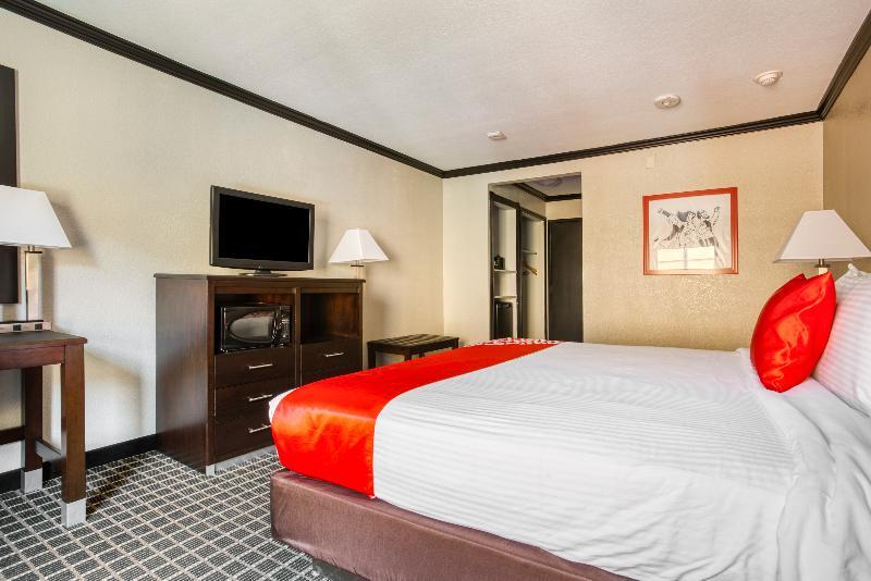 Alexis And Banquets Park Gall Hotel 3*