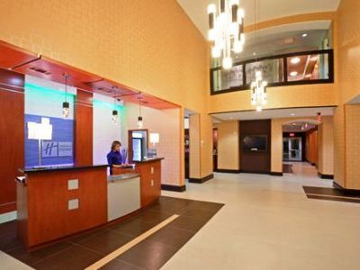 Hotel Express & West By Ihg Dallas