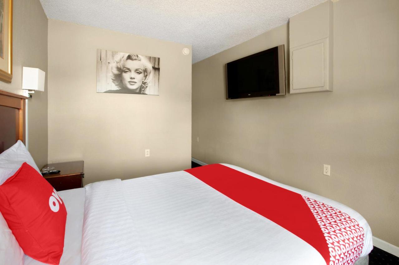 Hotel South 3*