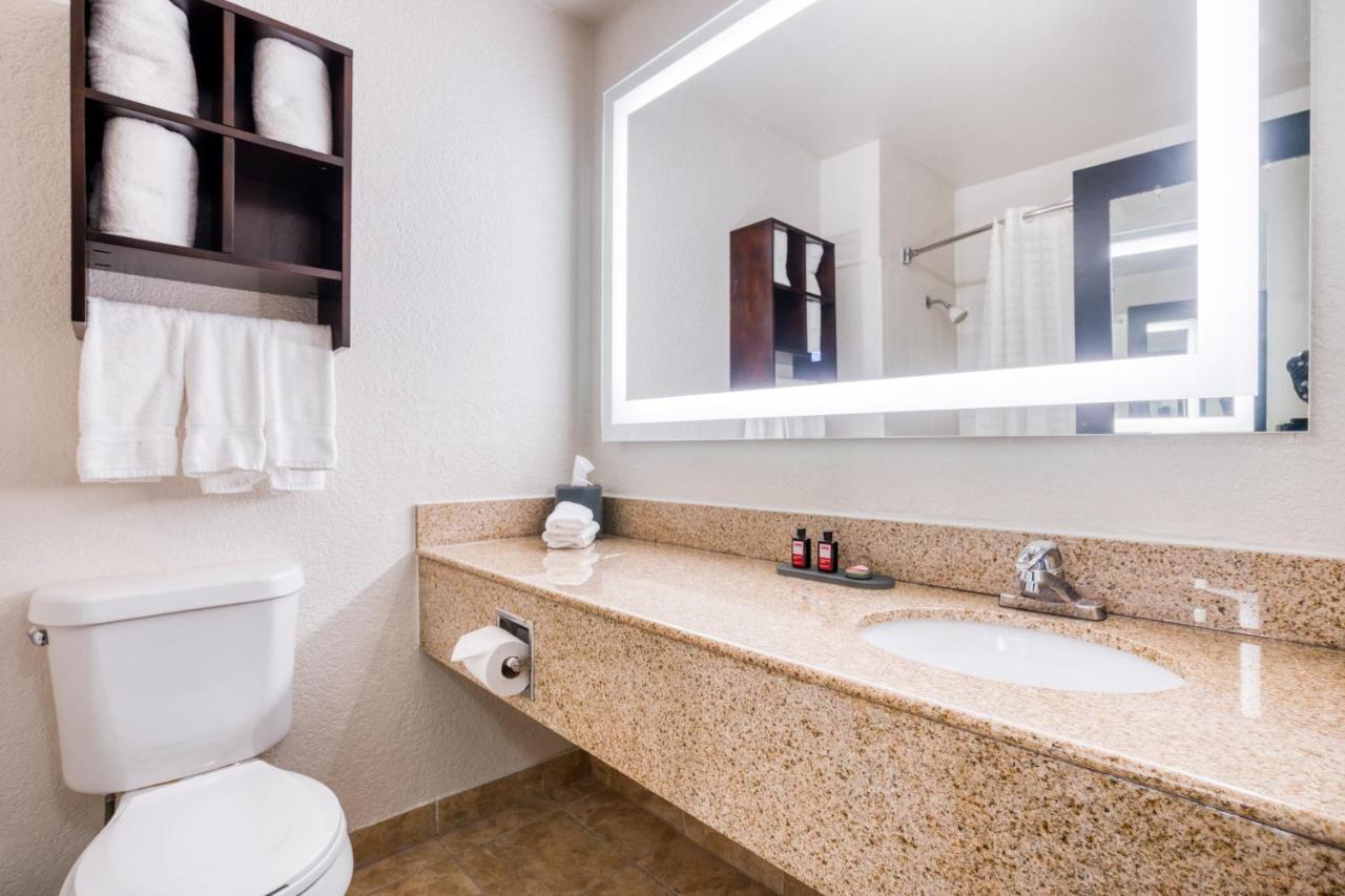 Hotel Alexis & Banquets Park Galleria 3*