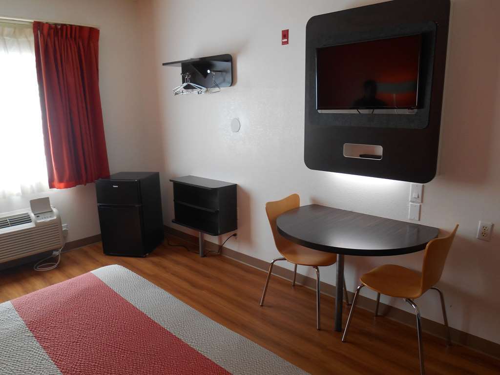Hotel 6-dallas, Tx - North - Richardson Dallas