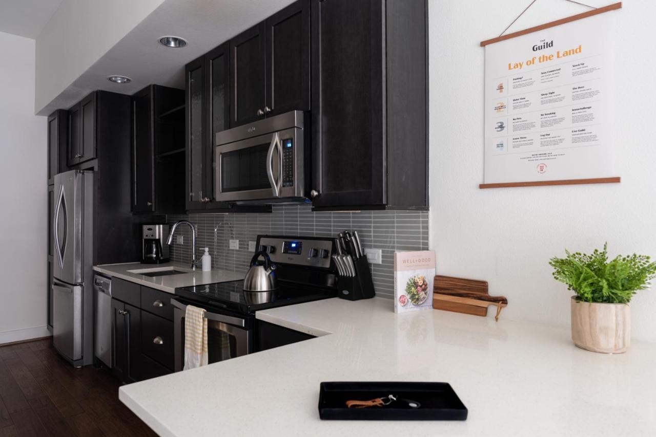 The Guild Uptown | Mckinney Ave Aparthotel