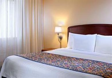 Courtyard By Marriott Northwest