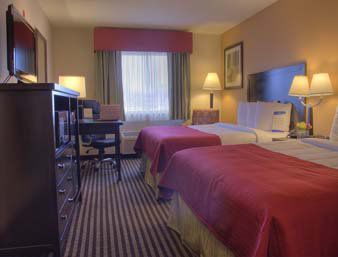 Baymont By Wyndham Dallas/ Field