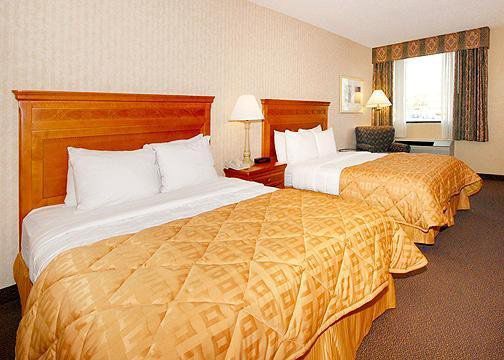 Clarion Park Hotel Dallas