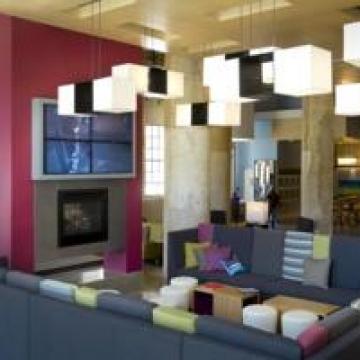 Aloft Downtown Hotel