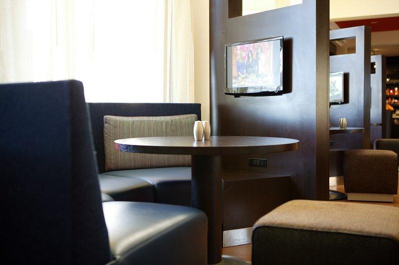 Hotel Country & By Radisson, Dallas-love Field Dallas
