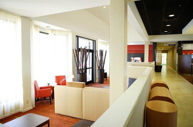 Country & By Radisson, Dallas-love Field Dallas