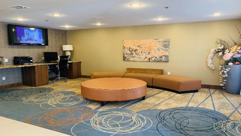 Hotel Express & - Park Northeast By Ihg 3*