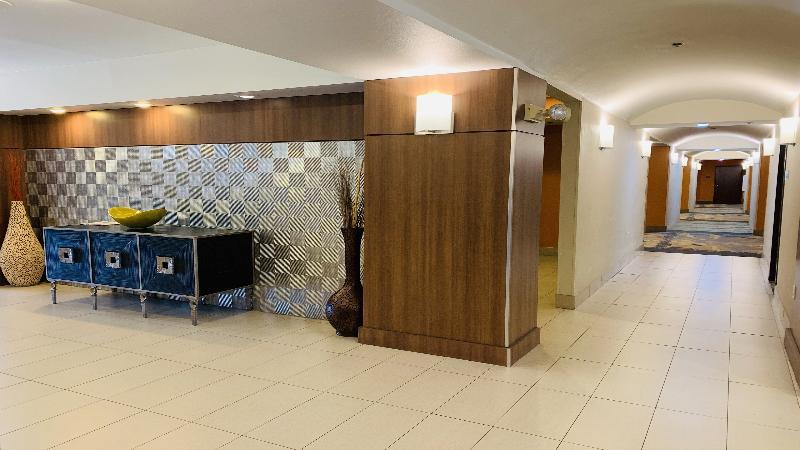 Express & - Park Northeast By Ihg Hotel Dallas