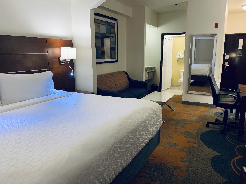 Hotel Express & - Park Northeast By Ihg 3*