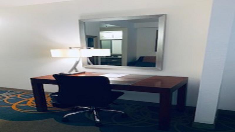 Hotel Express & - Park Northeast By Ihg Dallas