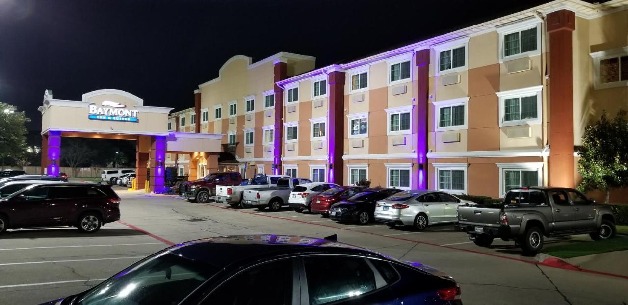 Baymont By Wyndham Dallas/ Field Hotel 3*