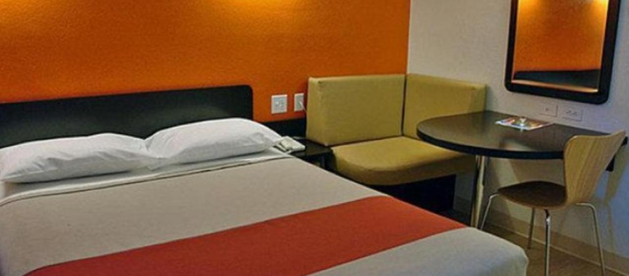 Hotel 6 - Fair Park