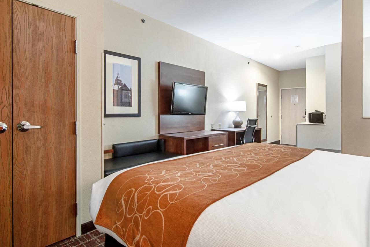 Hotel Comfort Nw Near Field Dallas