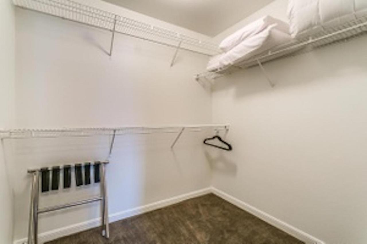 Kasa West End Aparthotel 4*