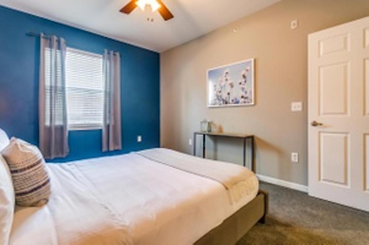 Kasa West End Aparthotel 4*