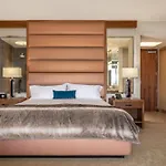 Drey Hotel