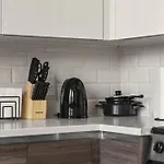 Stunning Downtown Apartment With Pool, Laundry, Parking