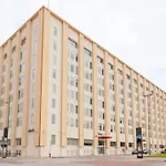 Stunning Downtown Apartment With Pool, Laundry, Parking