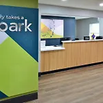 Spark By Hilton Dallas Market Center