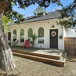 Bishop Boho Movie House
