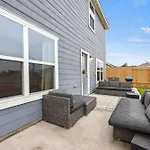 Villa, Newly Built 5Br, Sleeps 13, Close To Dallas