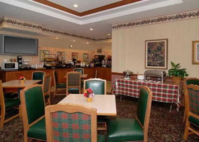 Comfort Inn & Suites