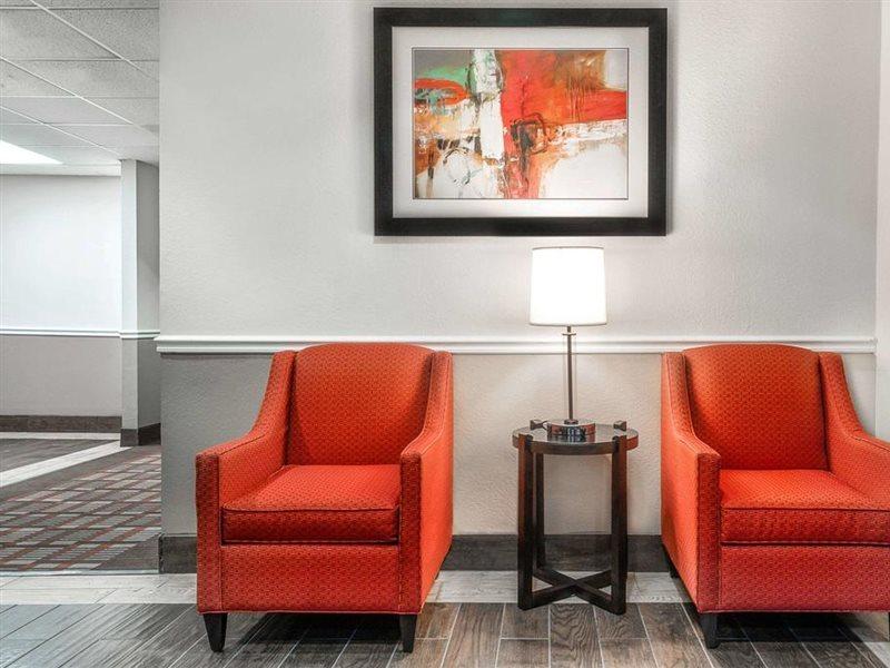 Days & By Wyndham Hotel