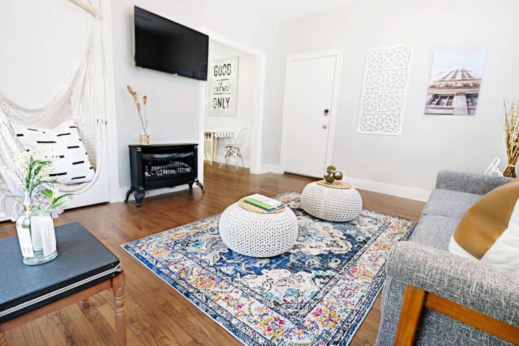 Apartment Native, Lower-greenville Ave Area *