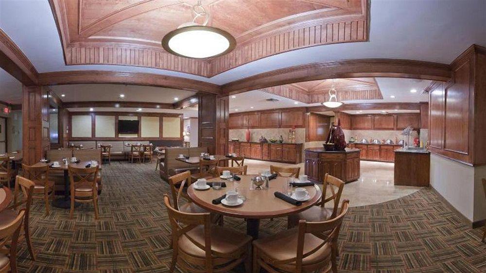 Express Market Center By Ihg