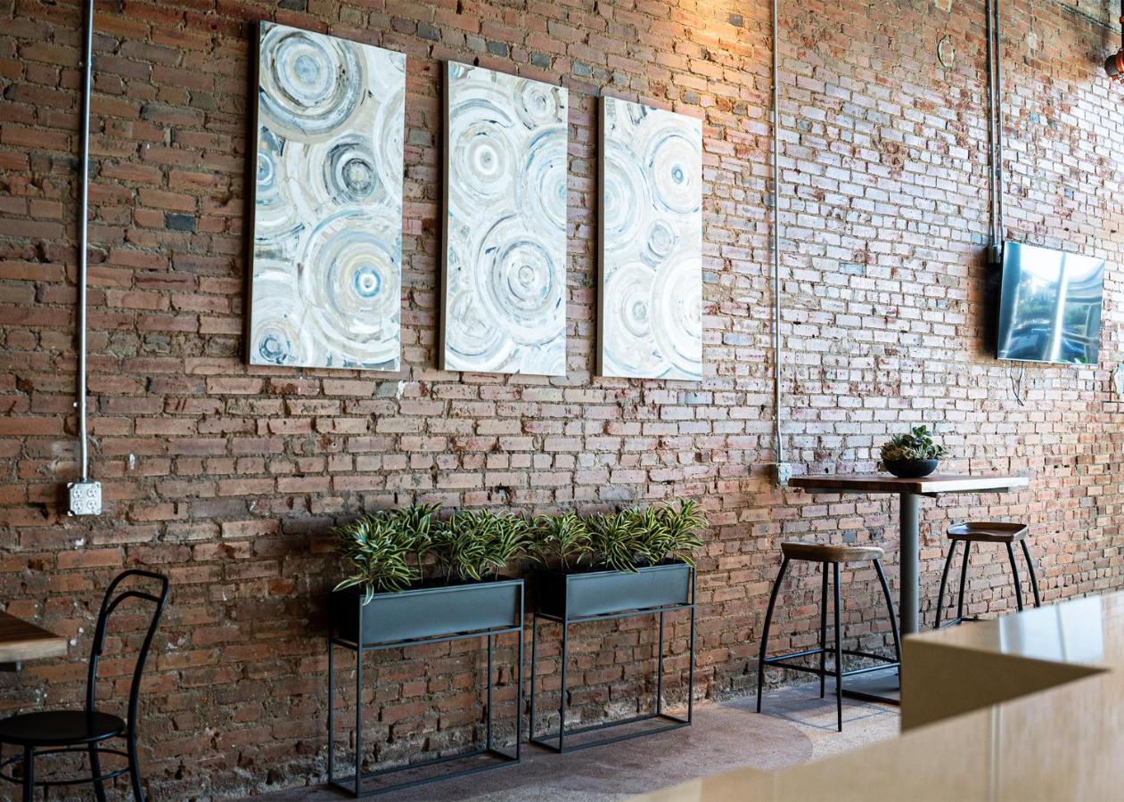 Sova Micro-room & Social Hotel Dallas