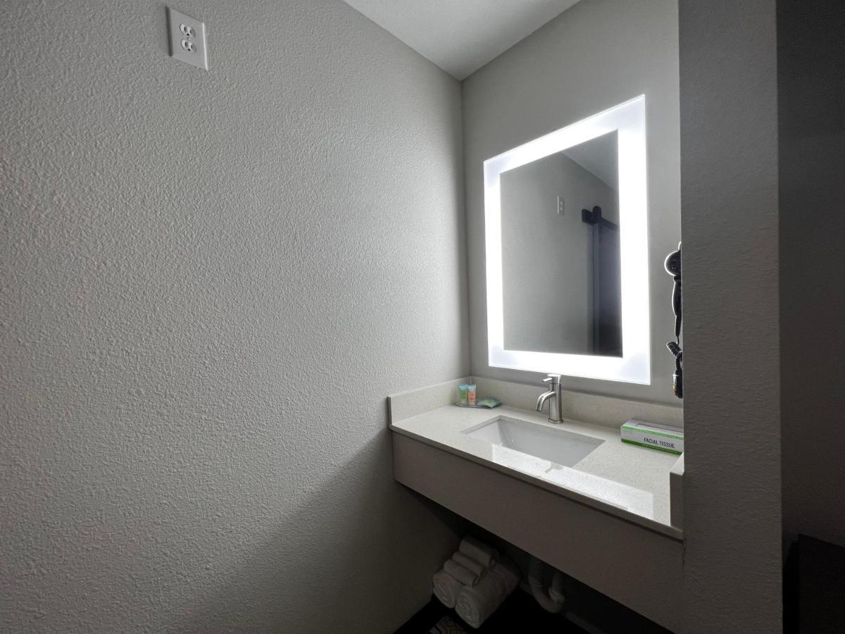 Bishop Arts Suites Downtown Dallas Near I-35E Dallas