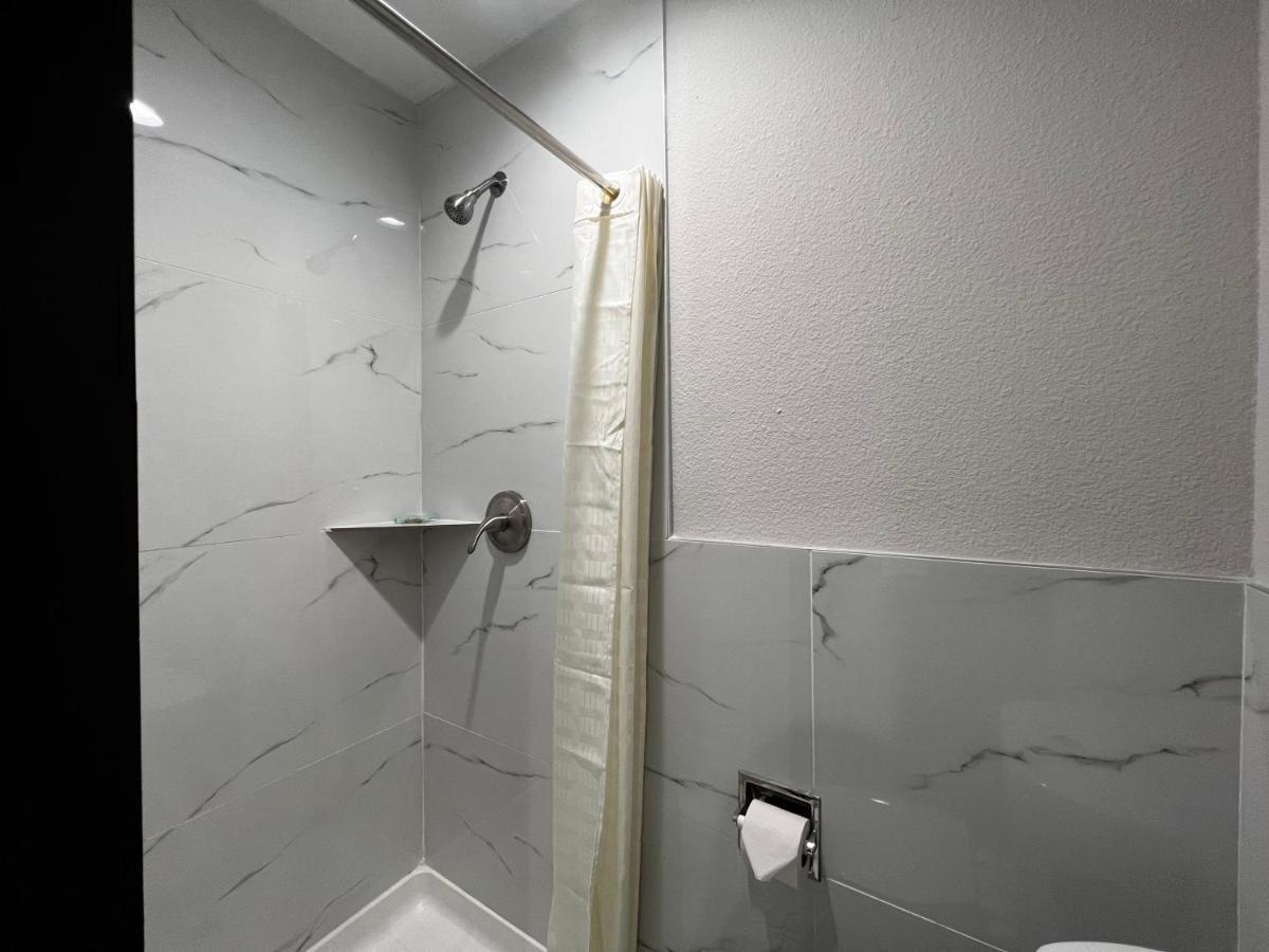 Bishop Arts Suites Downtown Dallas Near I-35E * Dallas