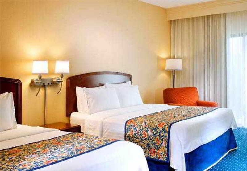 Hotel Courtyard By Marriott Northwest 3*