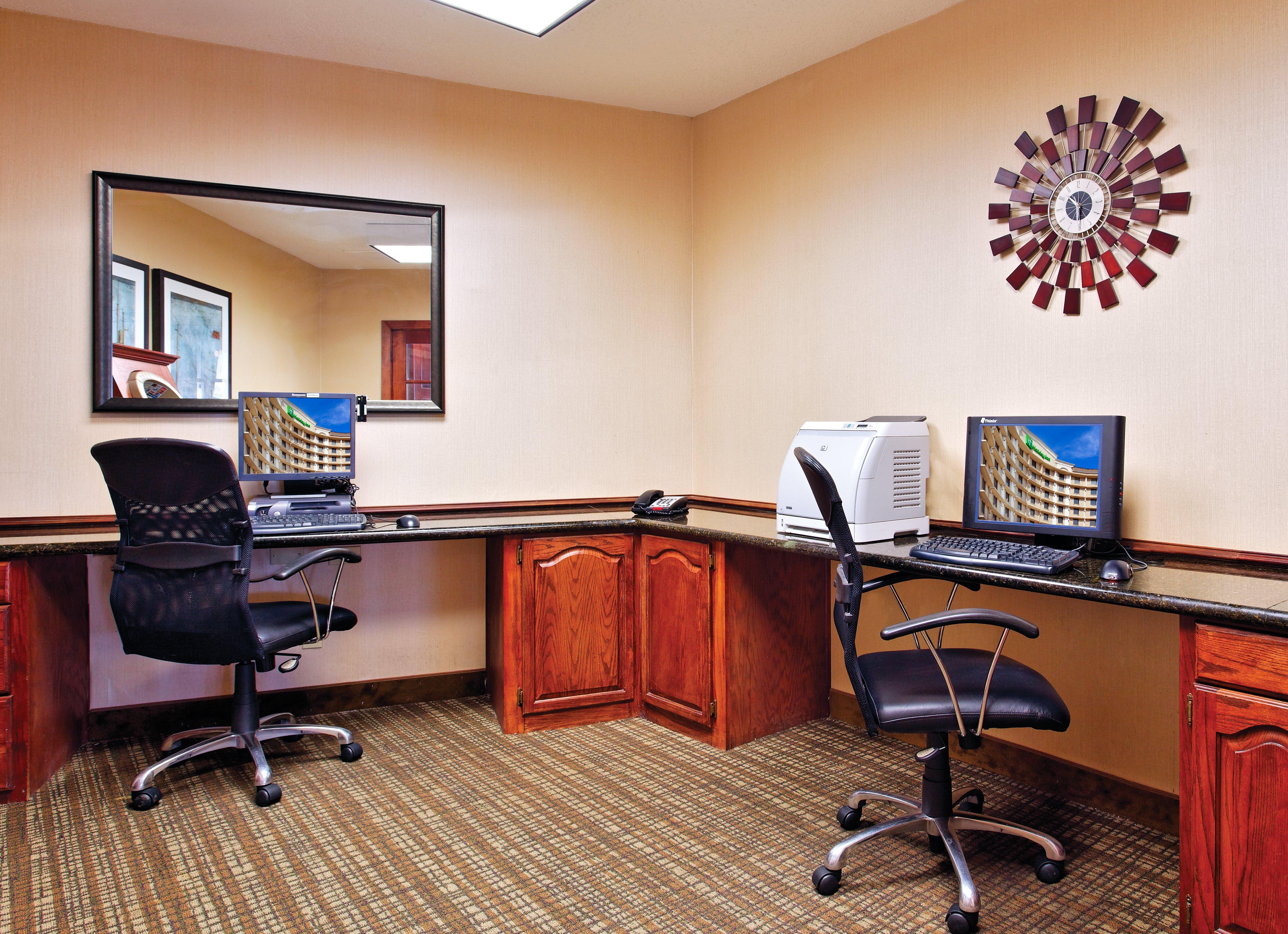 Express Market Center By Ihg