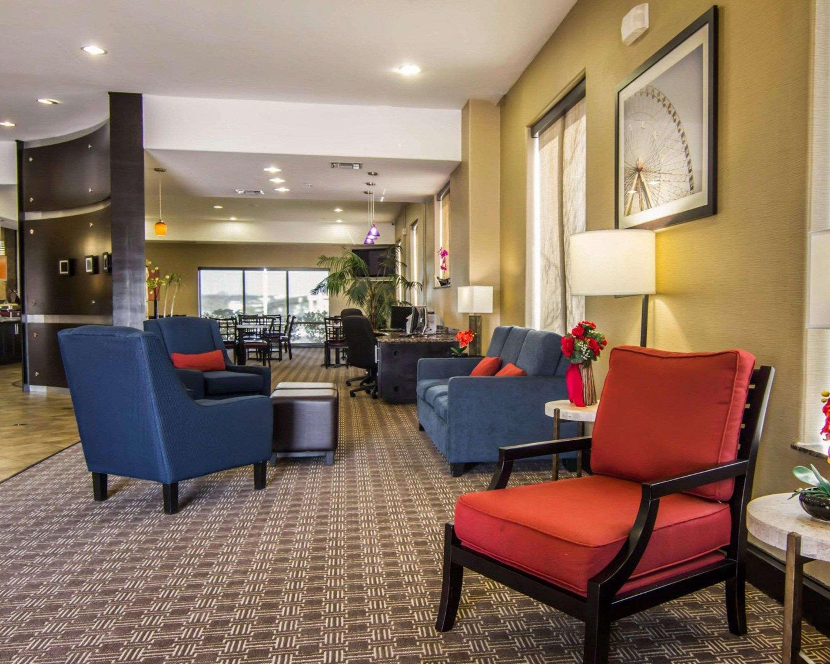 Comfort West - Cockrell Hill Dallas