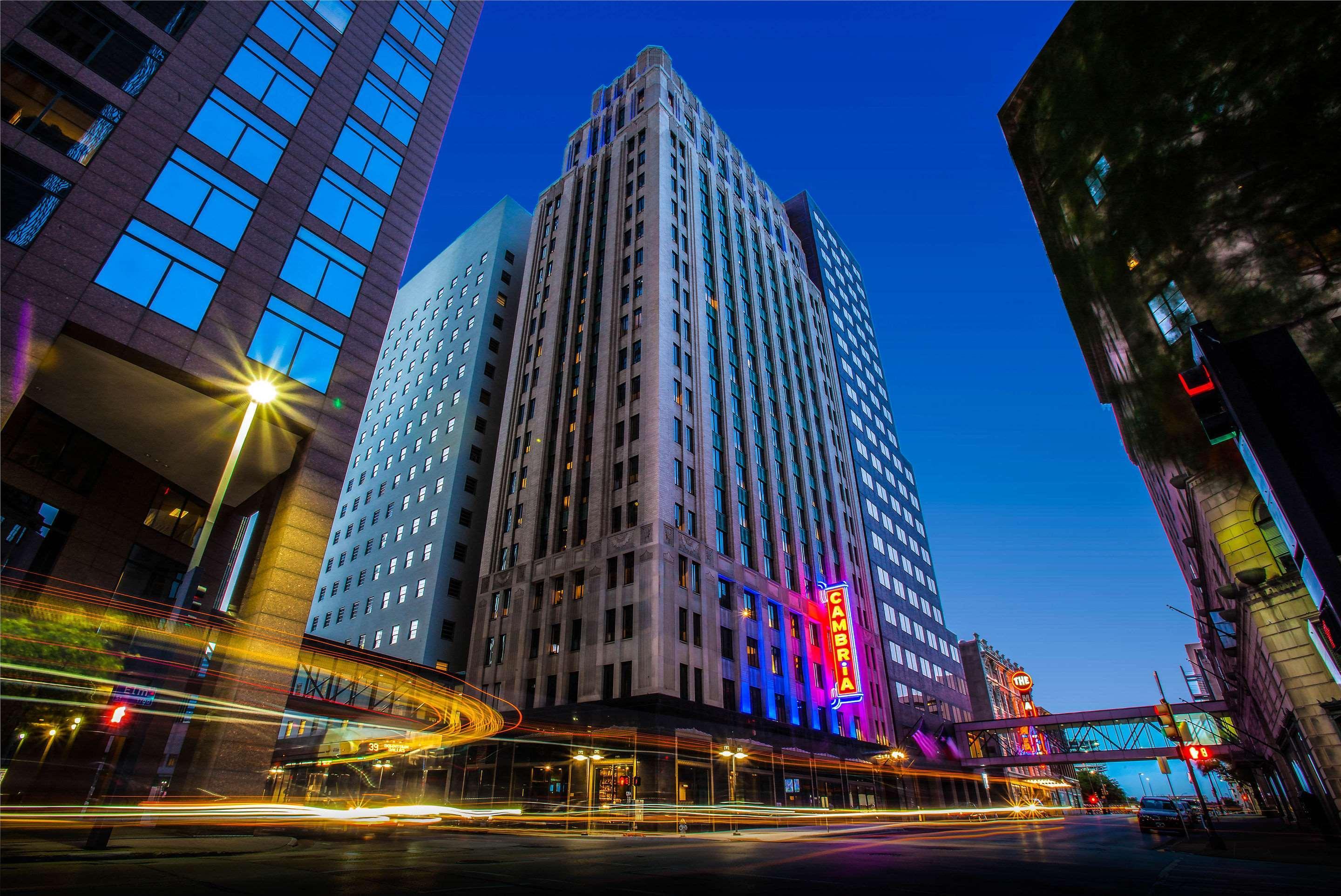Renaissance Saint Elm Downtown Hotel 4*